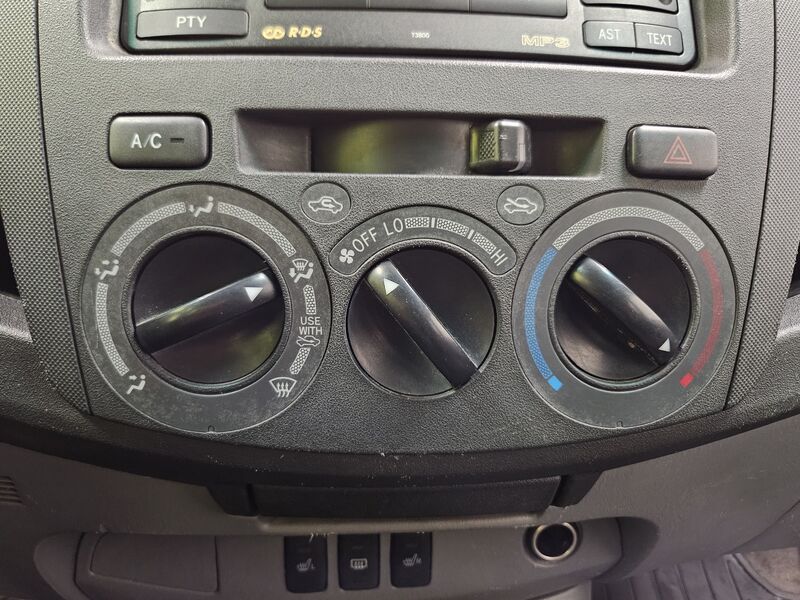 Toyota Hilux vaihtoauto