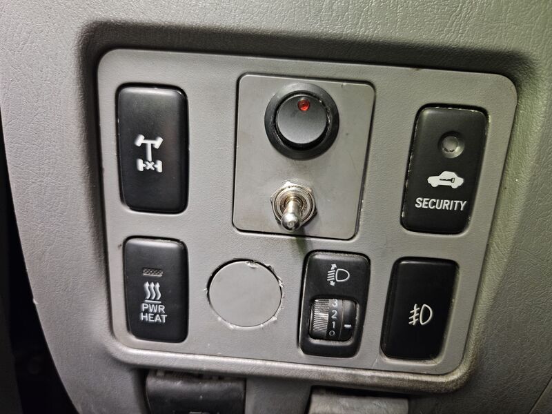 Toyota Hilux vaihtoauto