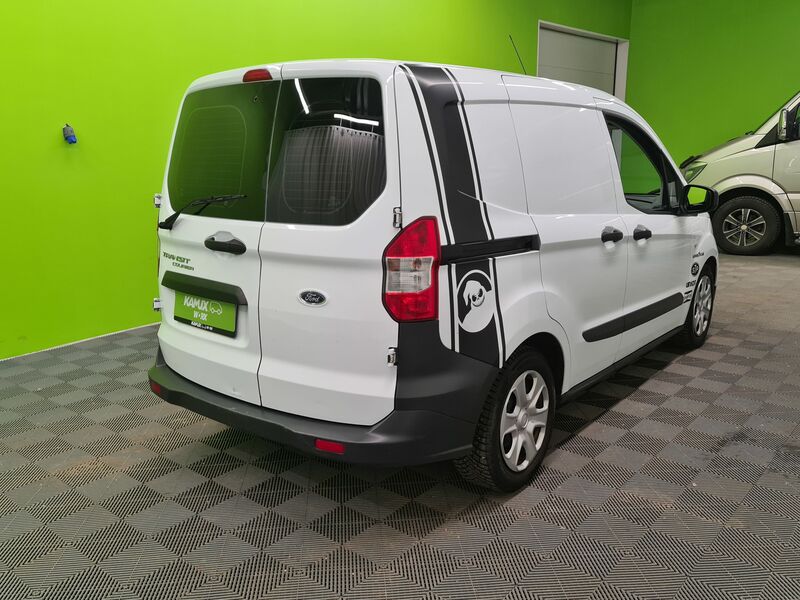 Ford Transit Courier vaihtoauto
