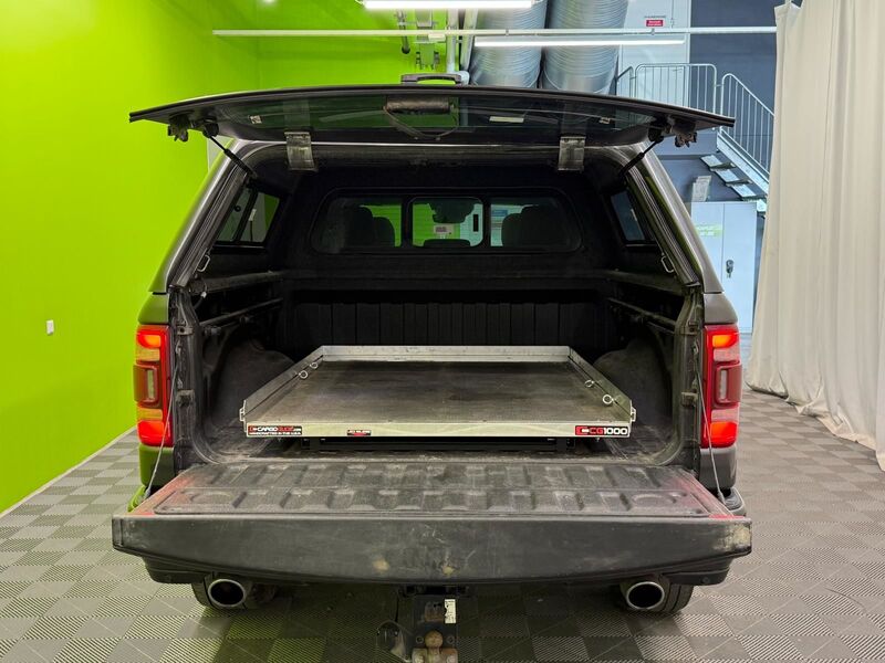 Dodge Ram vaihtoauto