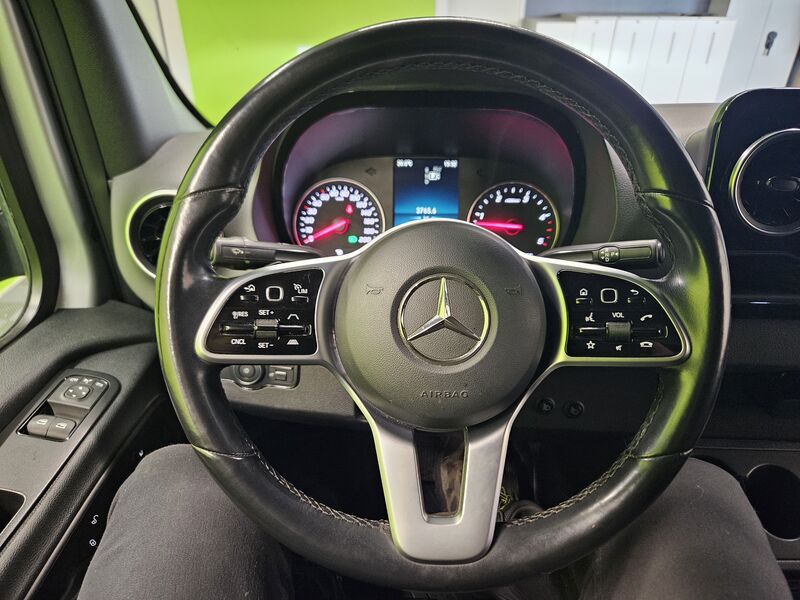 Mercedes-Benz Sprinter vaihtoauto