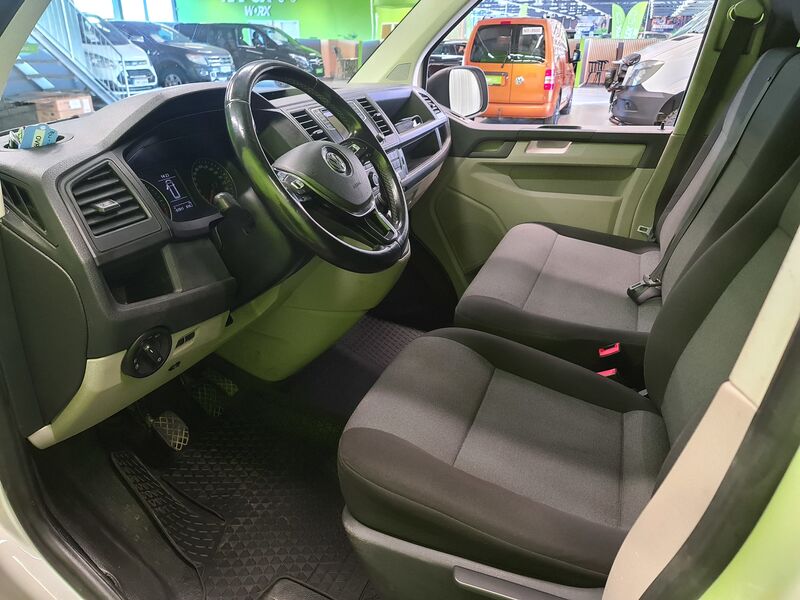 Volkswagen Transporter vaihtoauto