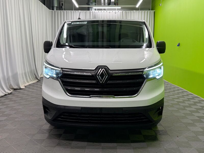 Renault Trafic vaihtoauto