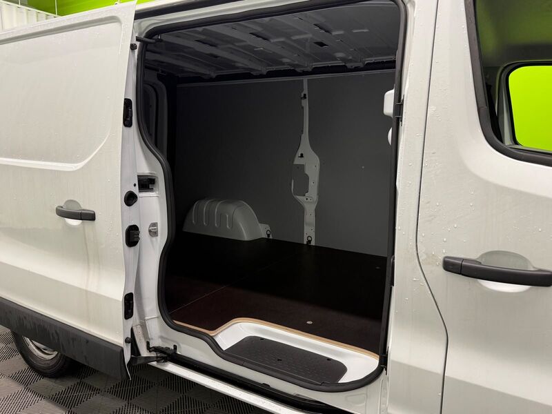 Renault Trafic vaihtoauto