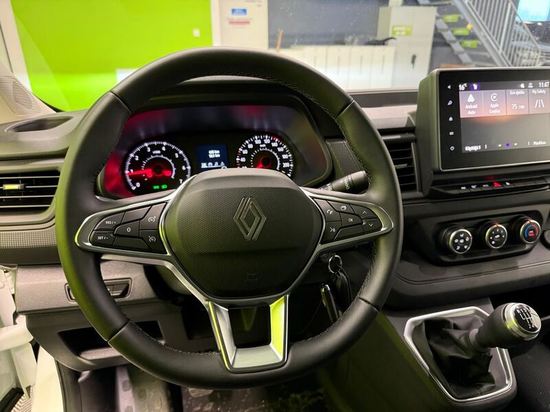 Renault Trafic vaihtoauto