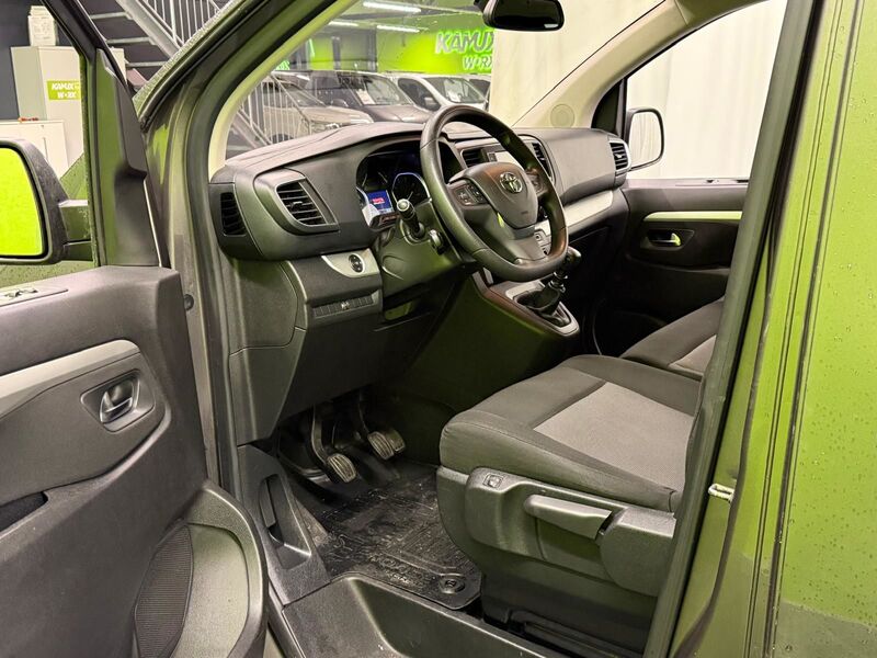 Toyota Proace Verso vaihtoauto