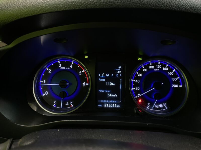 Toyota Hilux vaihtoauto