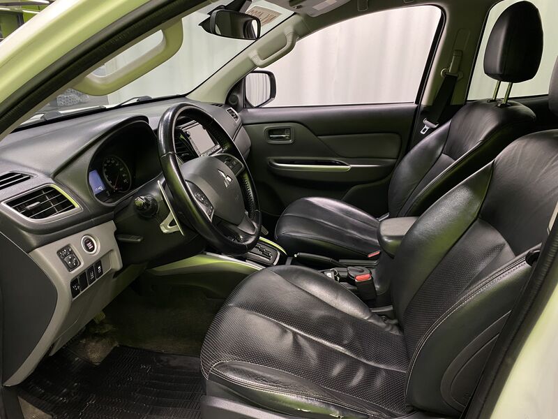 Mitsubishi L200 vaihtoauto