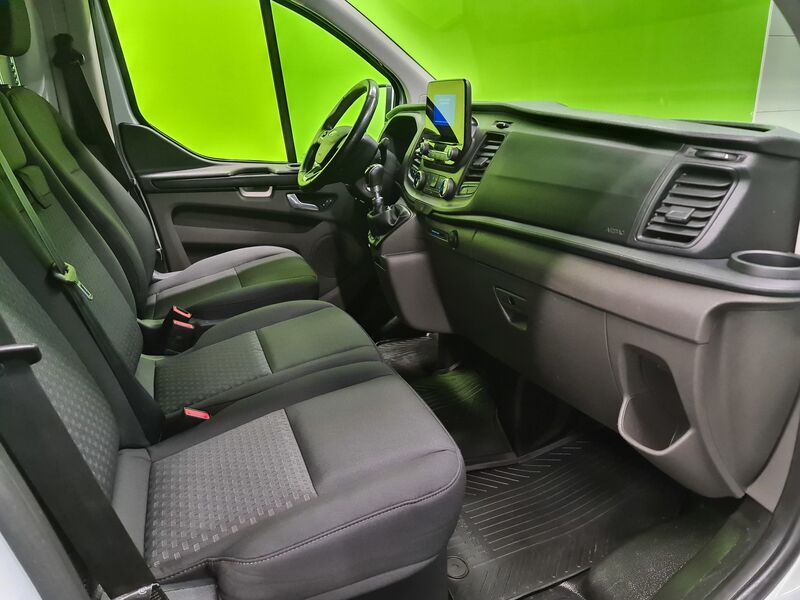 Ford Transit Custom vaihtoauto