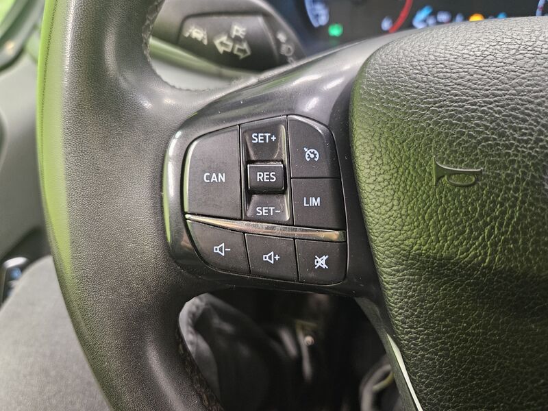 Ford Custom vaihtoauto