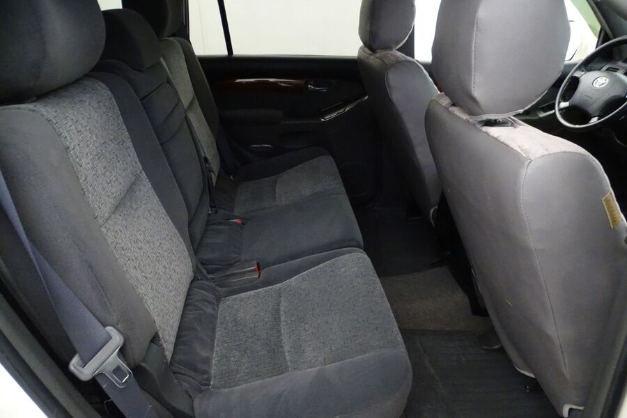 Toyota Land Cruiser vaihtoauto