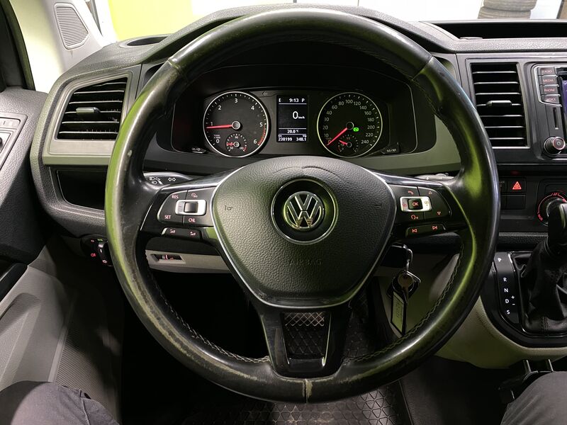 Volkswagen Transporter vaihtoauto