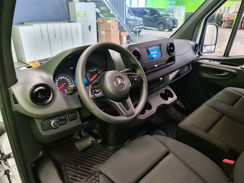 Mercedes-Benz Sprinter vaihtoauto