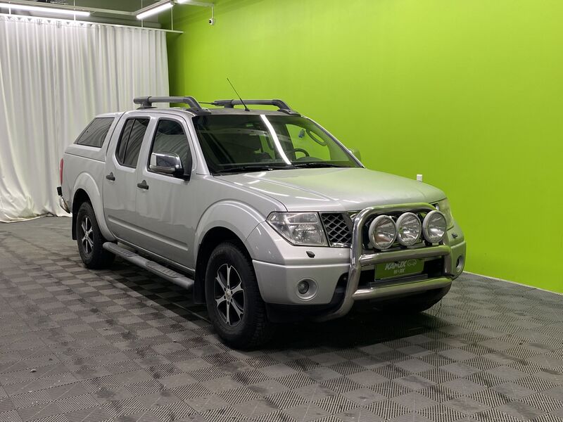 Nissan Navara vaihtoauto