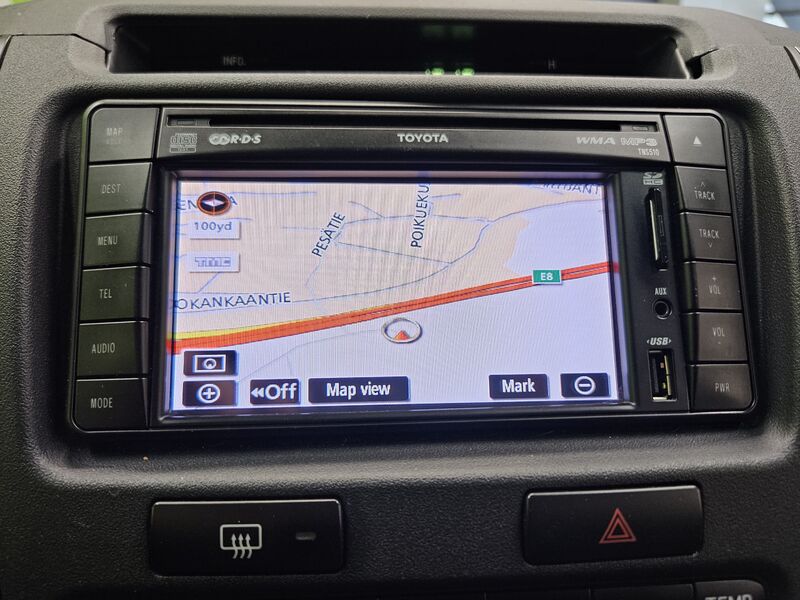 Toyota Hilux vaihtoauto