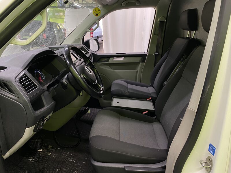 Volkswagen Transporter vaihtoauto