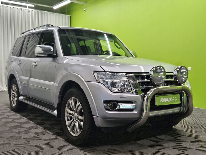 Mitsubishi Pajero vaihtoauto