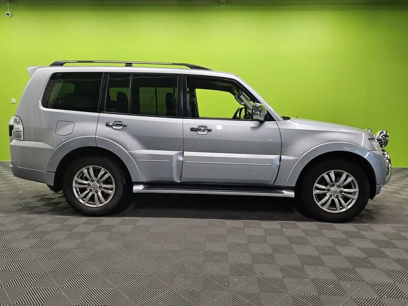 Mitsubishi Pajero vaihtoauto