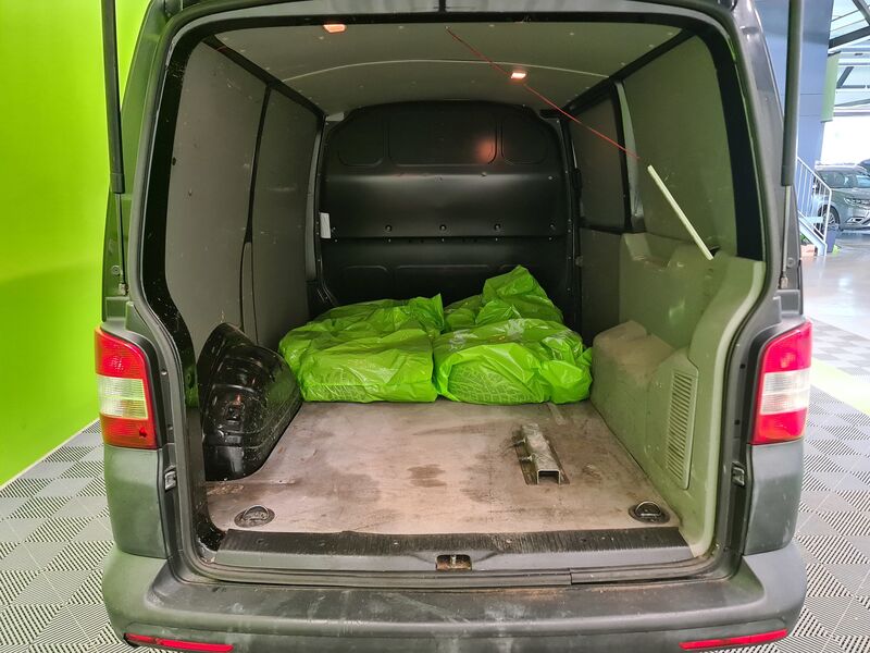 Volkswagen Transporter vaihtoauto