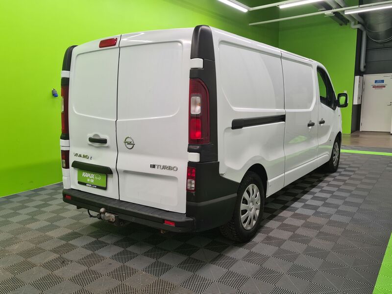 Opel Vivaro vaihtoauto