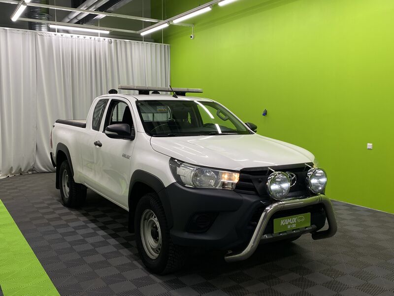 Toyota Hilux vaihtoauto