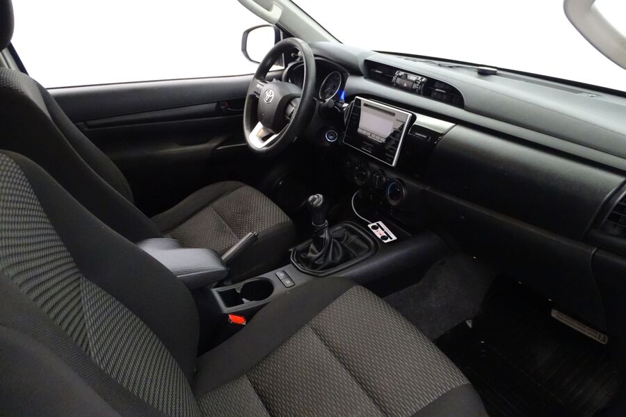 Toyota Hilux vaihtoauto