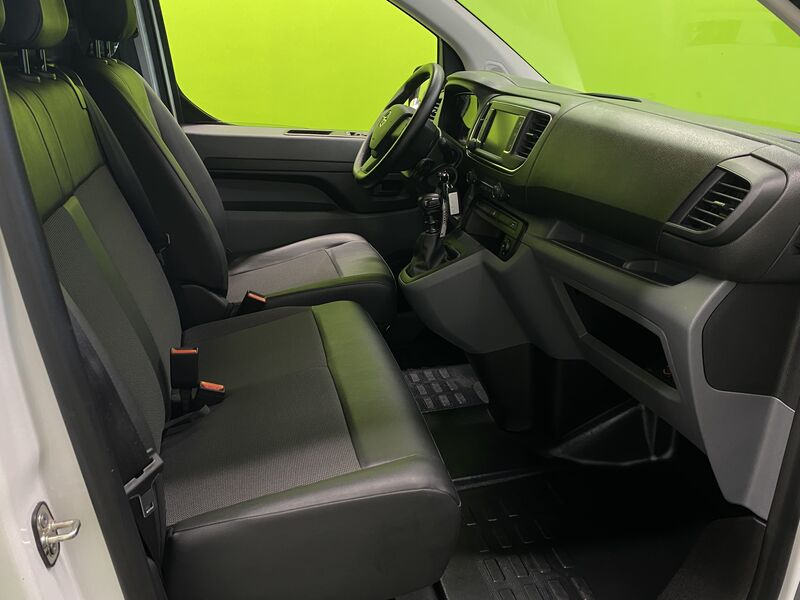 Opel Vivaro vaihtoauto