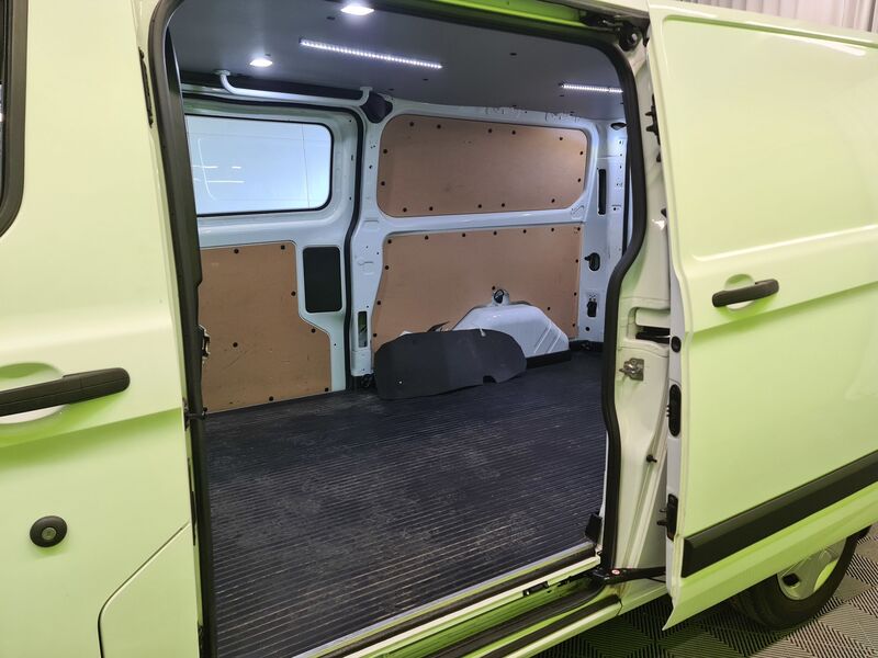 Ford Transit Custom vaihtoauto