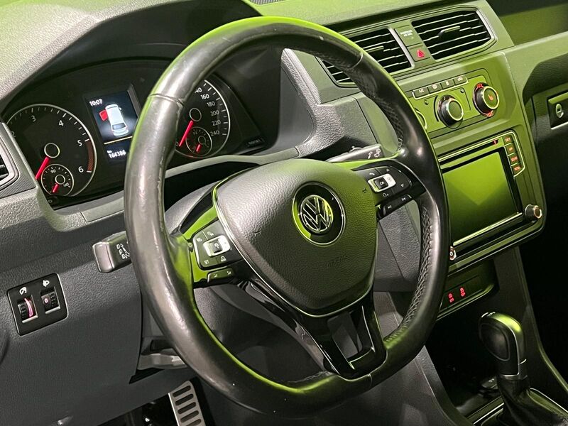 Volkswagen Caddy Maxi vaihtoauto