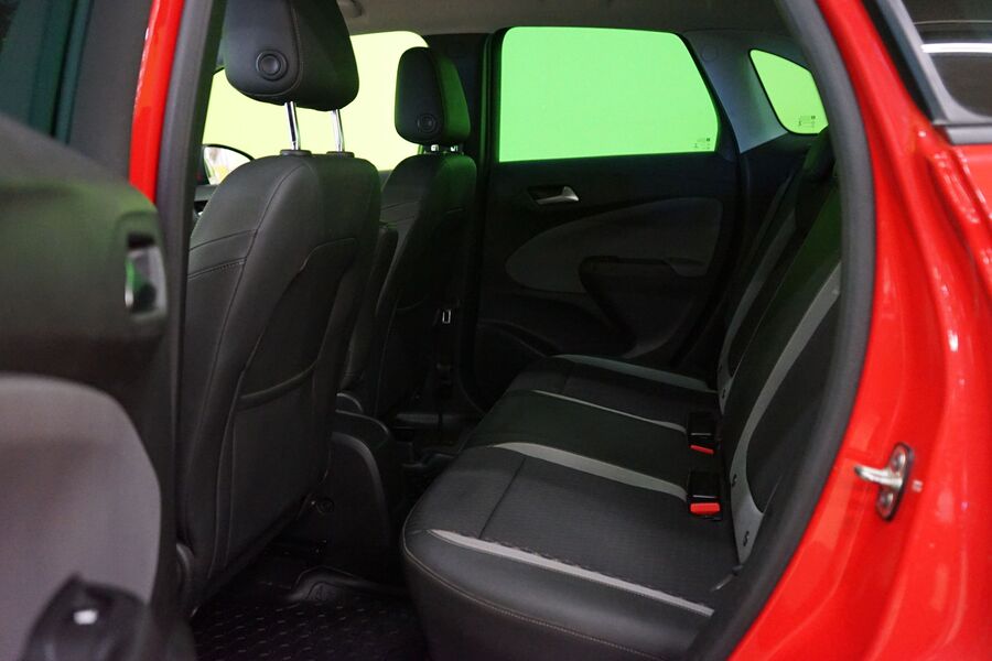 Opel Crossland X vaihtoauto