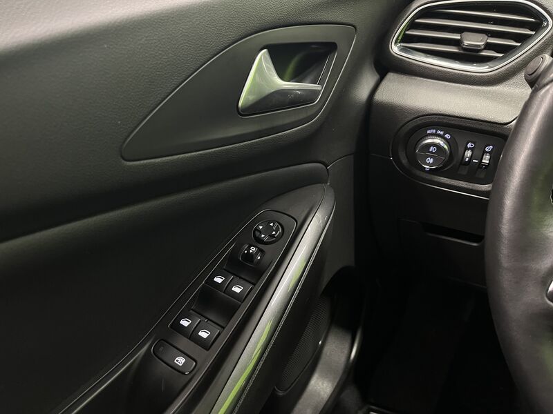 Opel Grandland X vaihtoauto