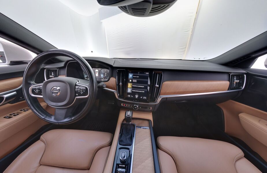 Volvo V90 vaihtoauto