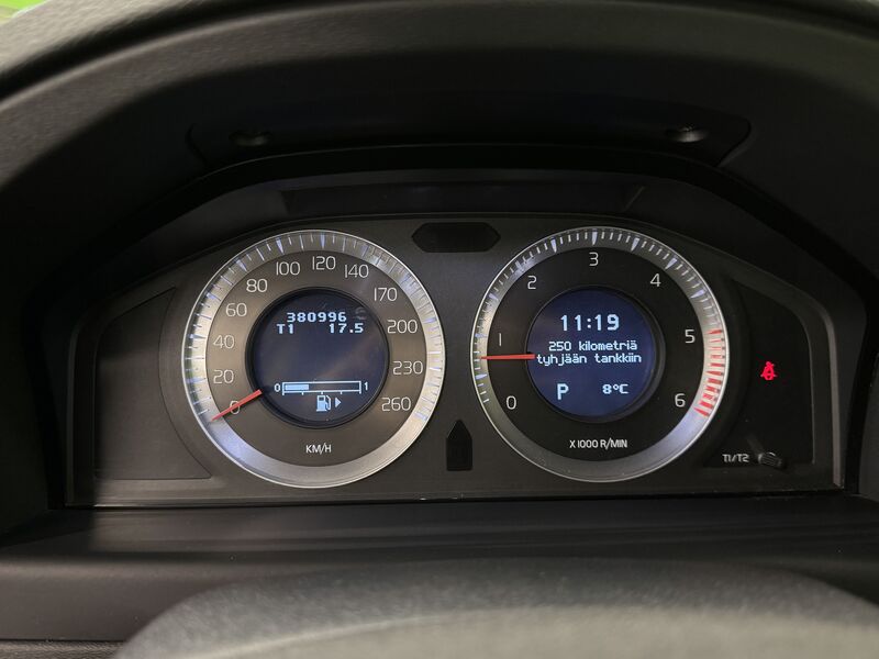 Volvo XC70 vaihtoauto