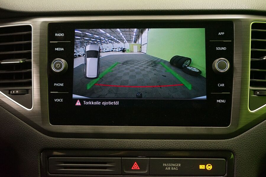 Volkswagen Golf Sportsvan vaihtoauto