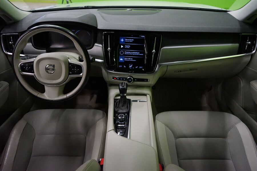 Volvo V90 vaihtoauto