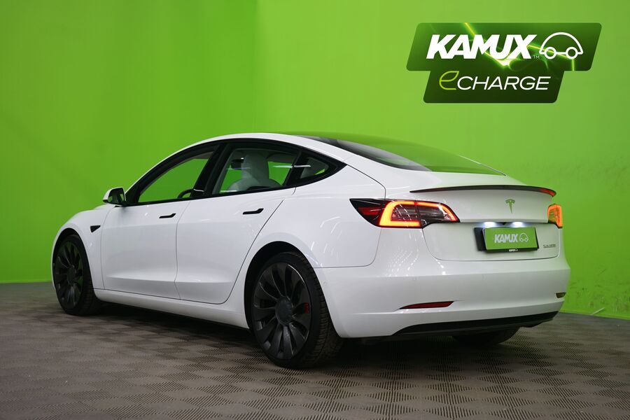 Tesla Model 3 vaihtoauto