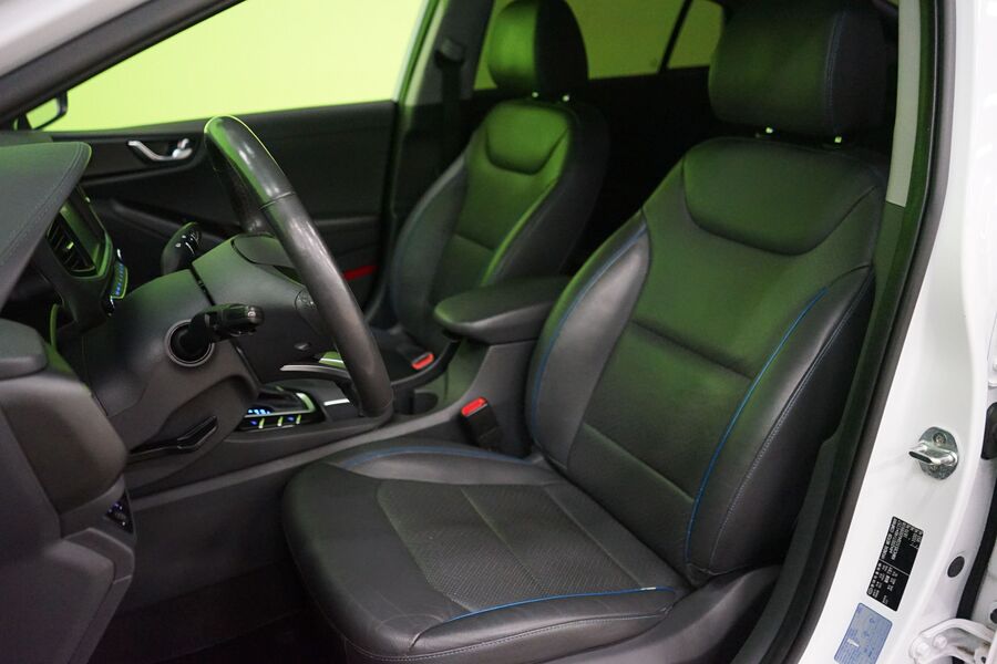 Hyundai IONIQ hybrid vaihtoauto