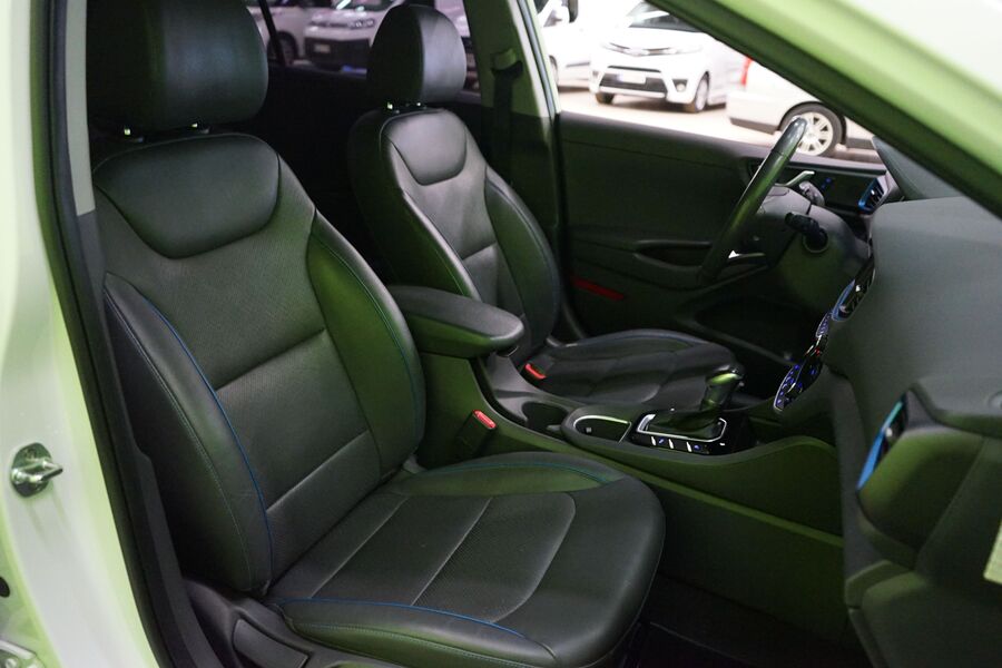 Hyundai IONIQ hybrid vaihtoauto