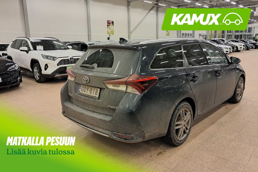 Toyota Auris vaihtoauto