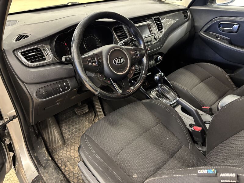 Kia Carens vaihtoauto
