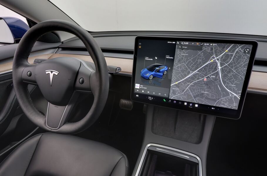 Tesla Model 3 vaihtoauto