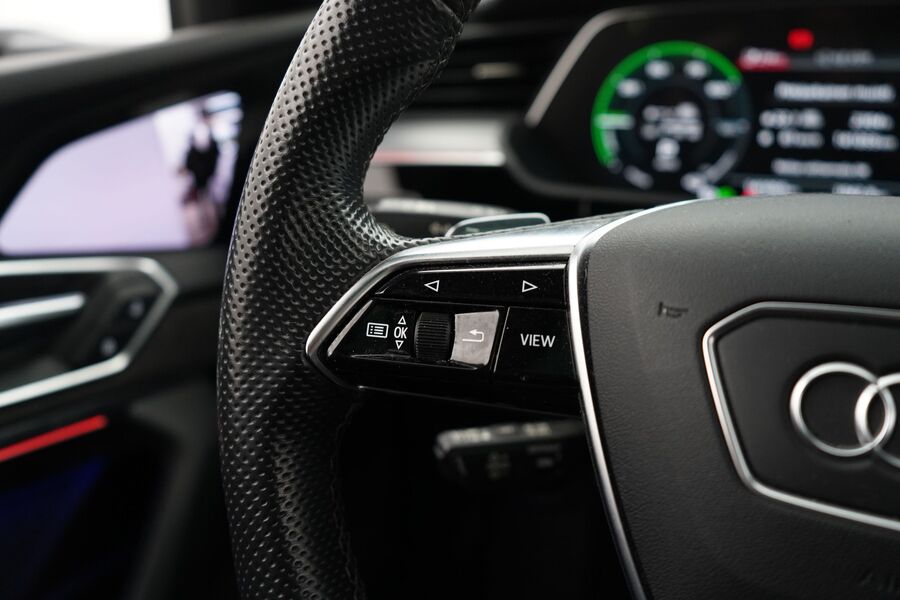 Audi e-tron vaihtoauto