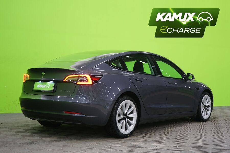 Tesla Model 3 vaihtoauto