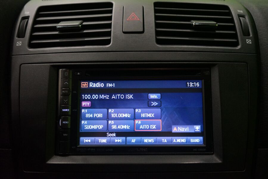 Toyota Avensis vaihtoauto