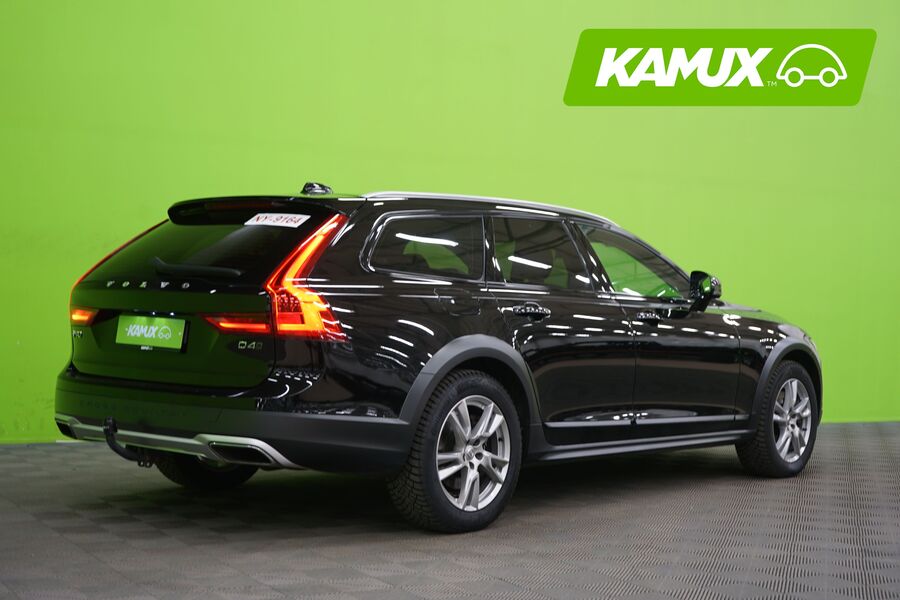 Volvo V90 Cross Country vaihtoauto