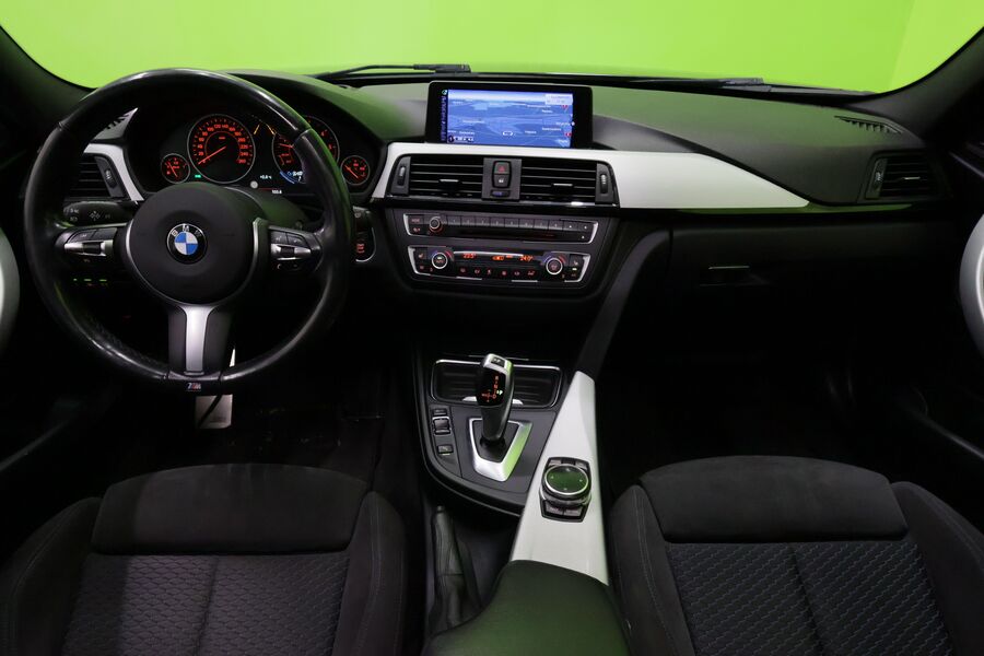 BMW 330 vaihtoauto