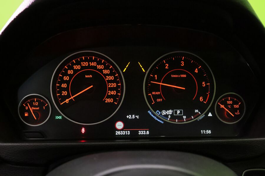 BMW 330 vaihtoauto