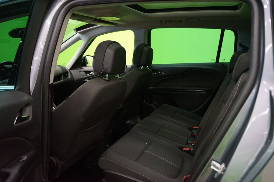 Opel Zafira vaihtoauto
