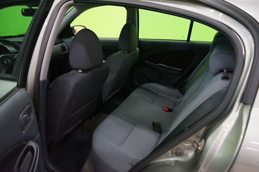 Nissan Almera vaihtoauto