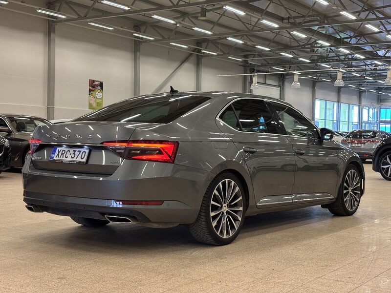 Skoda Superb vaihtoauto
